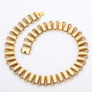 Victorian Period 15kt Gold Oblong Oval Links Necklace