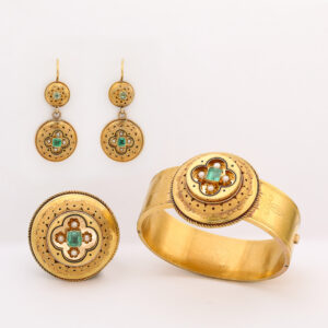 Third Republic Period 18kt Gold, Emerald & Pearl Bangle Bracelet, a Brooch & a Pair of Earrings en Suite in Original Box