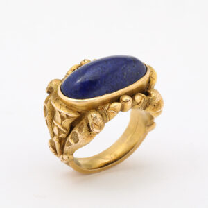 American 14kt Gold Egyptian Revival Ring set with Lapis Lazuli