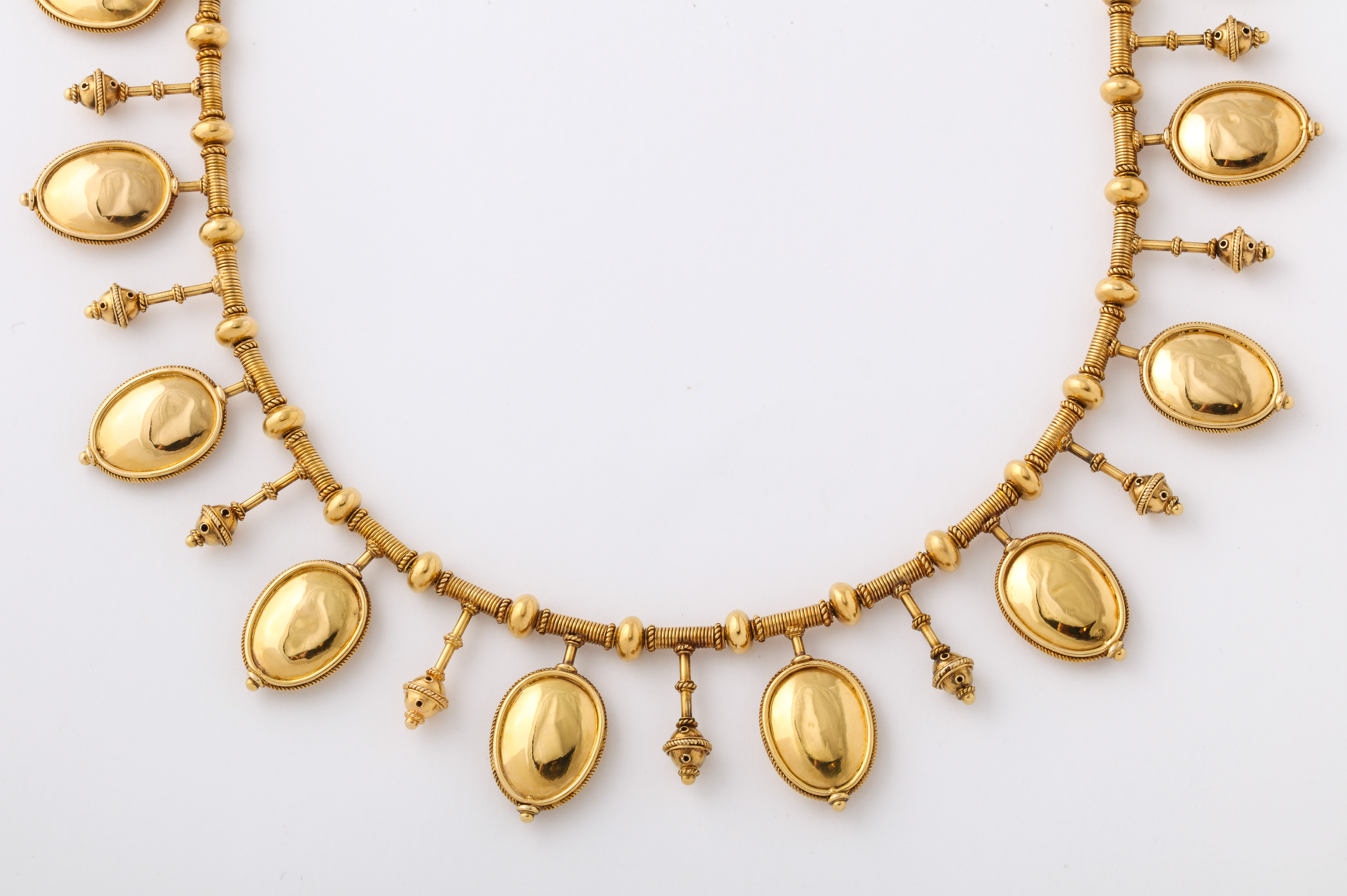 French 18kt Gold Necklace with Oval Pendants - Image 2