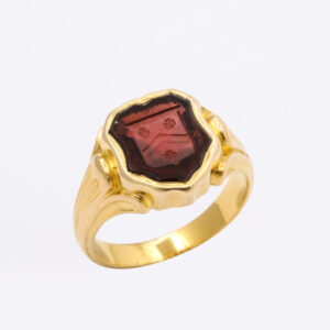 George V Period Garnet 18kt Gold Signet Ring